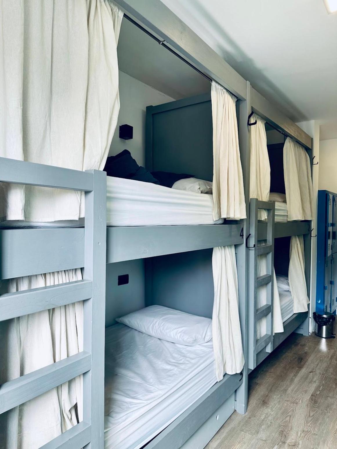 Gorilla Hostel Mendoza Szoba fotó